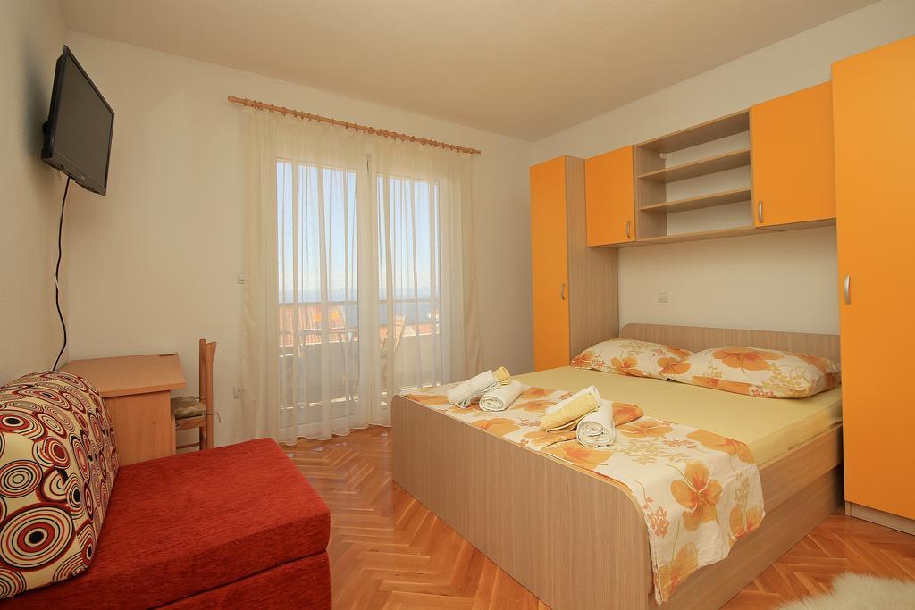 Apartments Adriatika Макарска Екстериор снимка